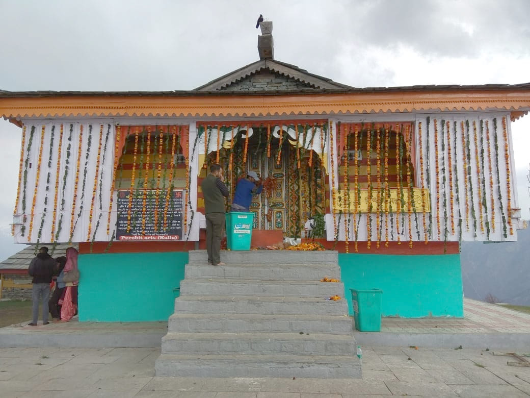 Temples of kullu decorated with flowers for Shivratri festival