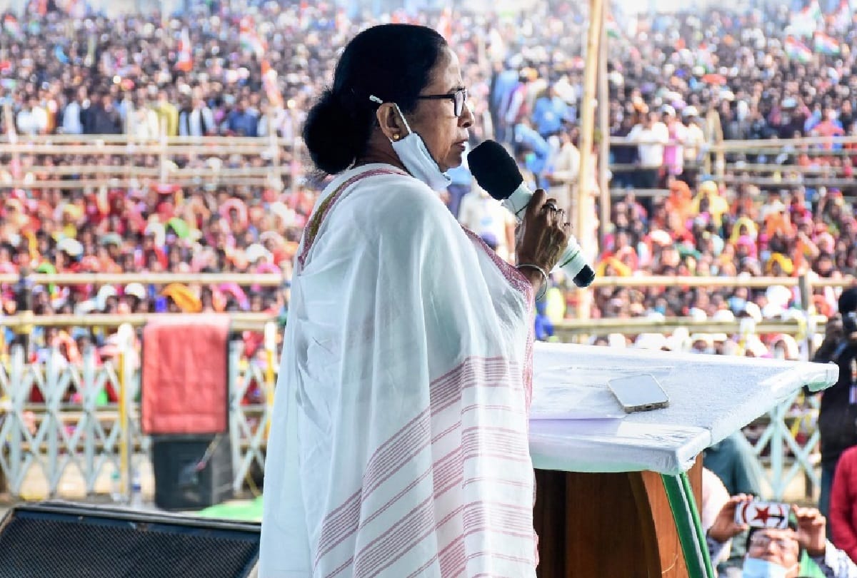 पश्चिम बंगाल:अस्पताल में भर्ती हैं सीएम ममता बनर्जी, स्वस्थ होकर लौटने ...