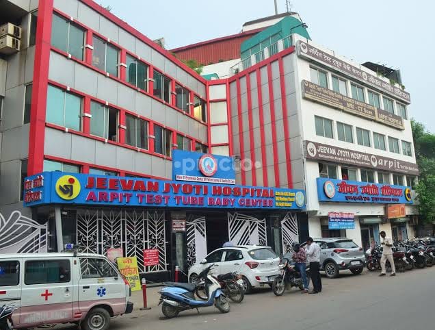A letter was sent to Dr. Vandana Bansal, the director of Jeevan Jyoti Hospital in Prayagraj, asked for extortion