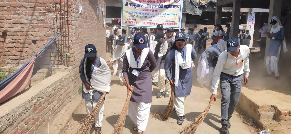 student,auraiya news,cleaning,started,campian