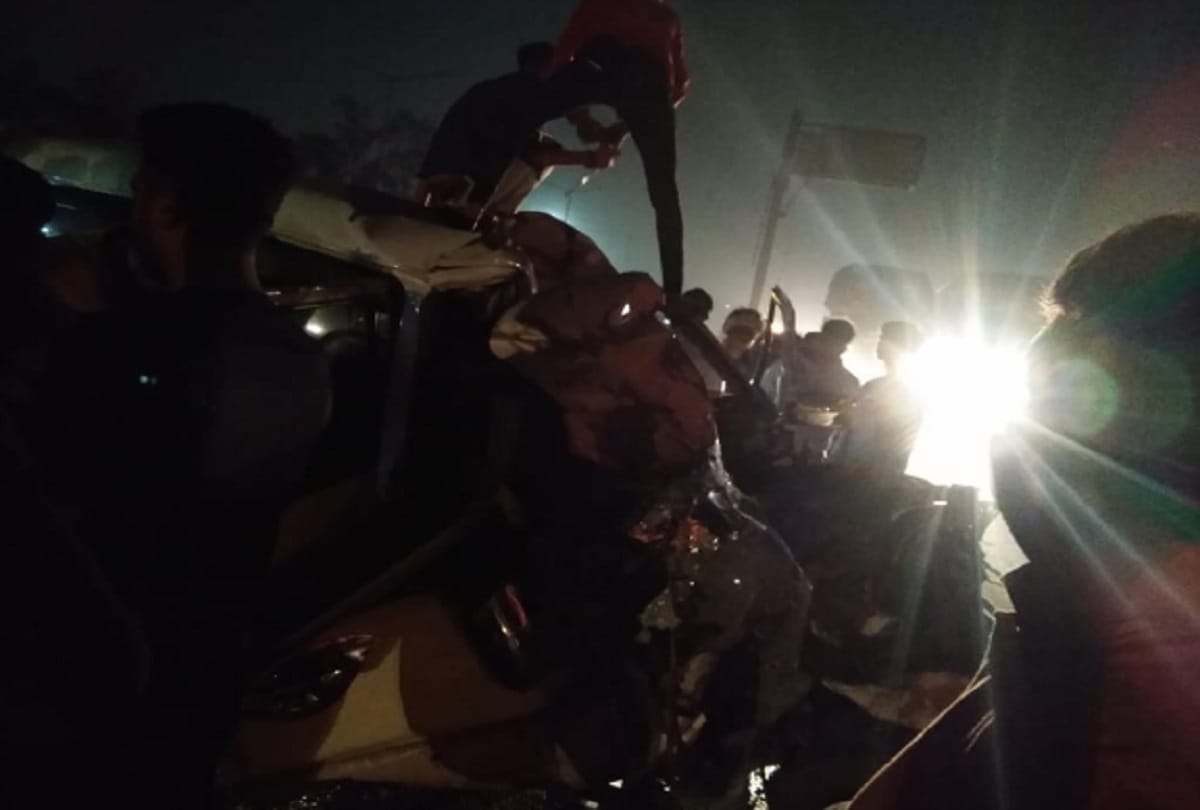 Agra Accident News: nine person died in road accident on delhi highway