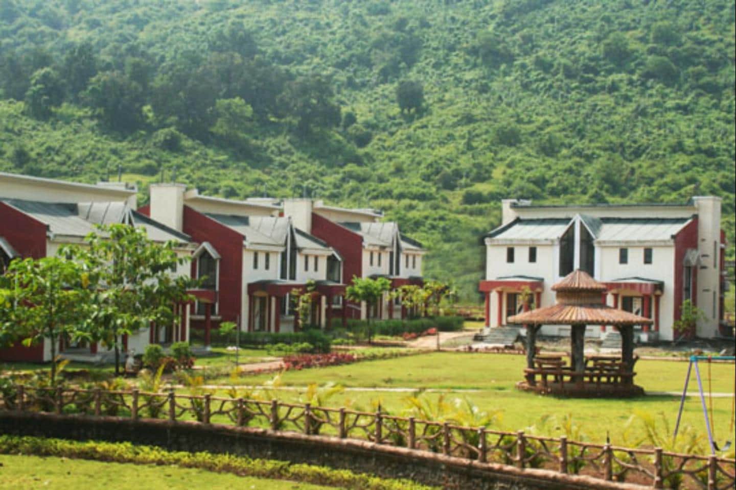 Film And TV Workers Will Get Cheap Houses Near Mumbai And Construction Starts On Mahashivratri Ocassion