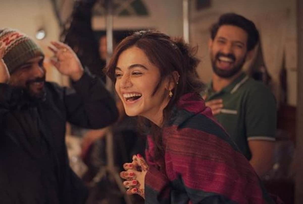 Taapsee Pannu Celebrated her birthday with sister took oath to do new things