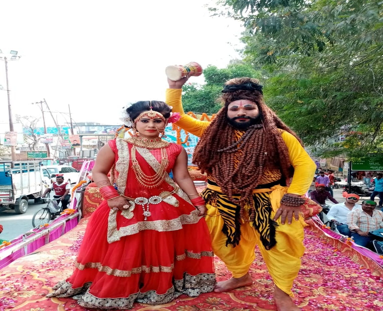 Lord Shiva procession held in Varanasi with enthusiasm