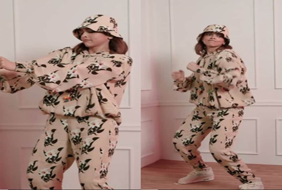 year ender 2021 trendy outfits loved bollywood actress co ord set to floral print