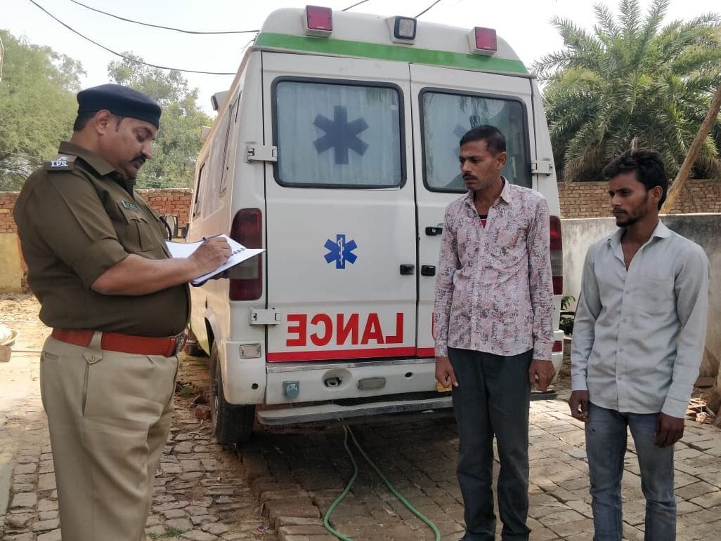 crime news,etah news,crime capital etah,liquor smuggling,smugglers aresst,smuggling crime