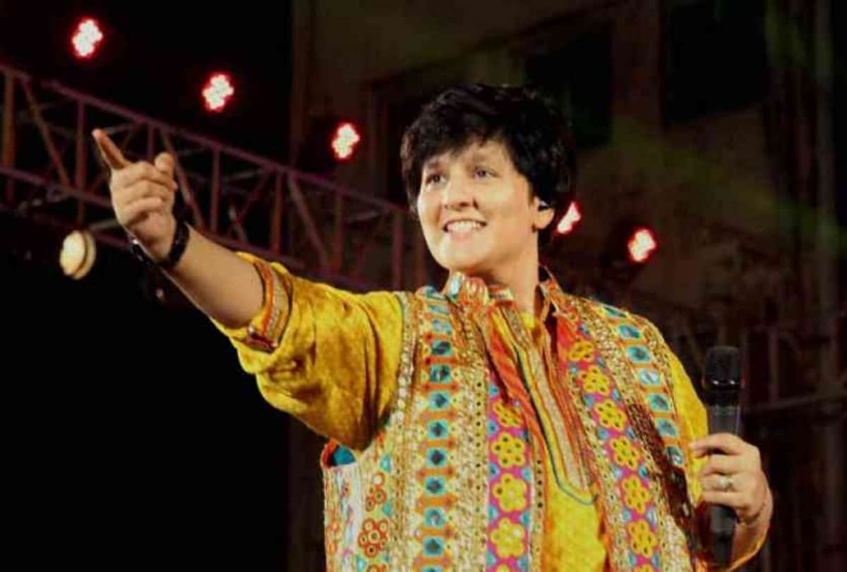 Falguni pathak Happy Birthday Where is she now