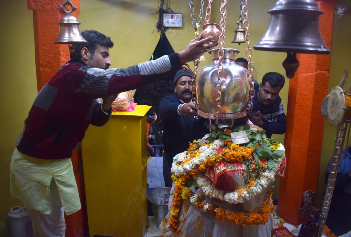 Herath festival of Kashmiri Pandits is called Mahashivratri in Shankaracharya Temple Srinagar