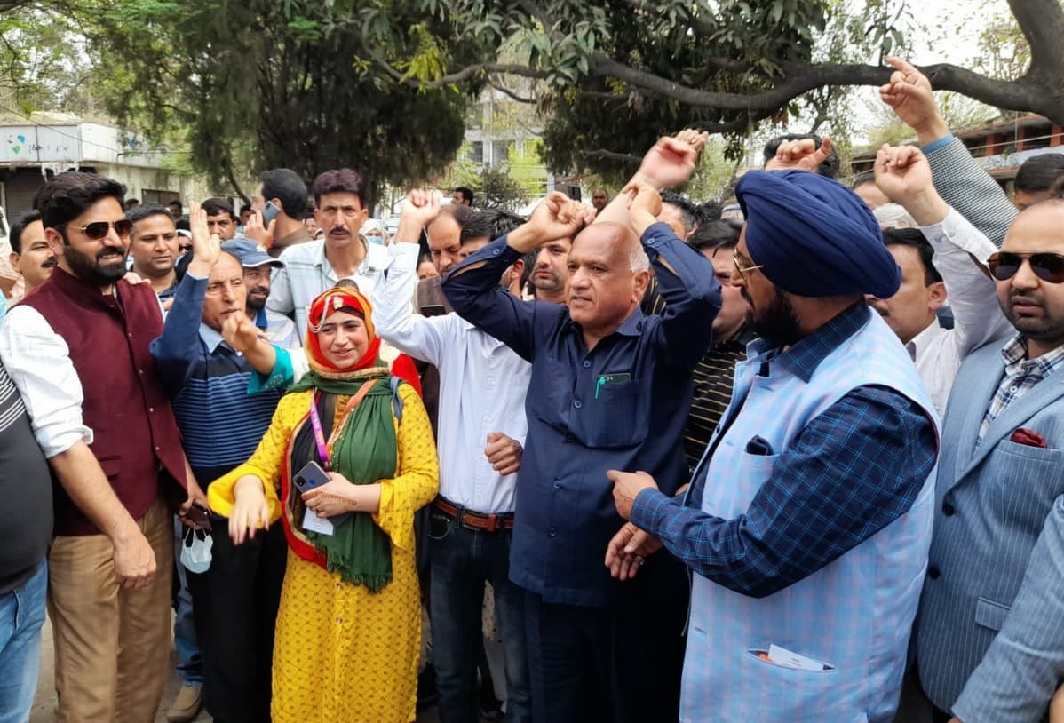 Jammu and Kashmir after removal of Article 370 political parties came on a platform Against state administration