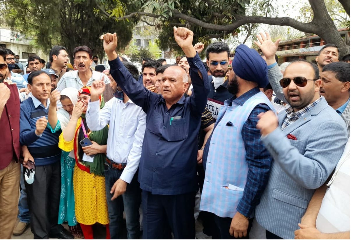 Jammu and Kashmir after removal of Article 370 political parties came on a platform Against state administration
