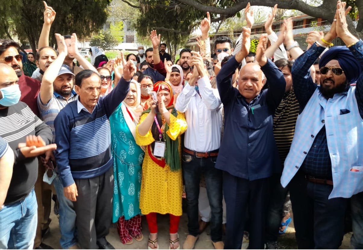 Jammu and Kashmir after removal of Article 370 political parties came on a platform Against state administration