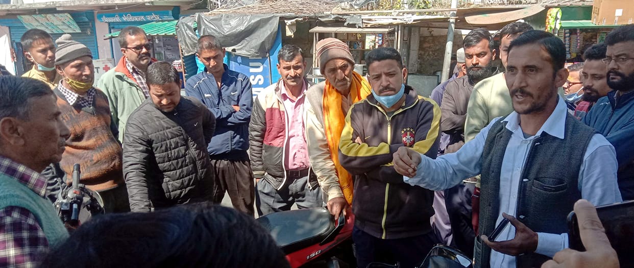 Energy corporation contract worker dies due to electric shock
