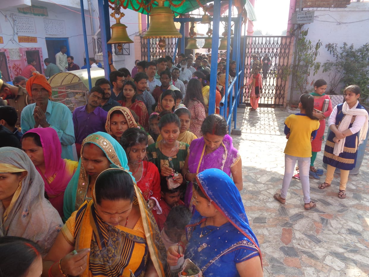 Shraddralu gathered at Maha Shivaratri festival at Shiva temple Rathonda