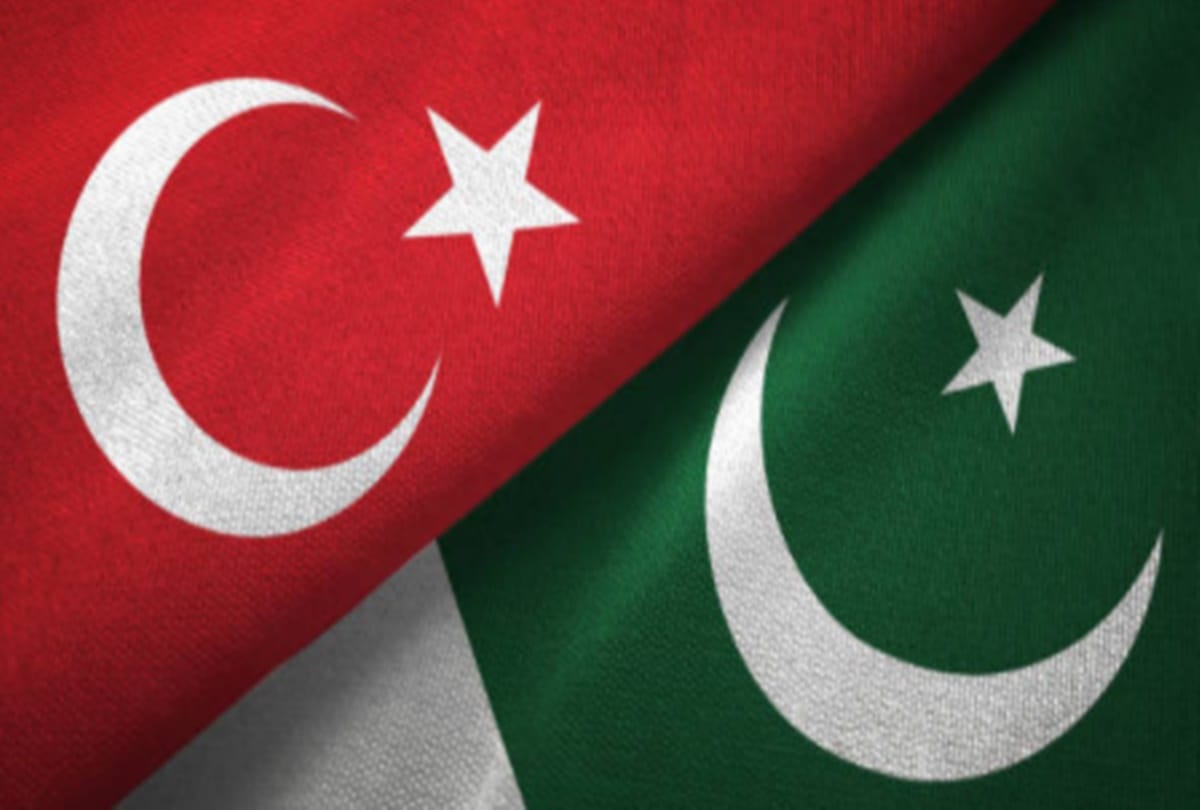 US bans supply of 30 combat helicopters made in Turkey Arms agreement between Pakistan and Turkey stay