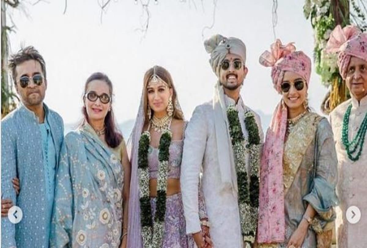 Shraddha kapoor anil kapoor and padmini kolhapure photos viral from priyank Sharma shaza morani marriage