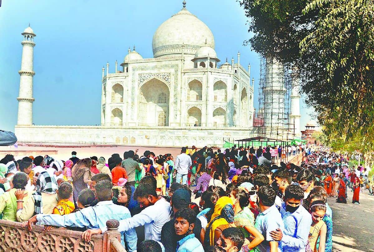 Taj Mahal News: Tourists Entry To Be Free on Second Day Of Urs At Taj Mahal