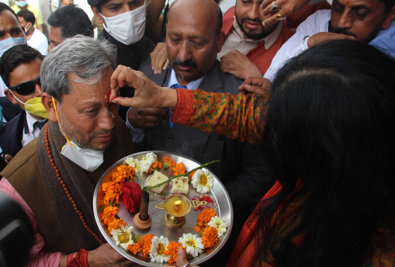Uttarakhand Politics News: emotional  new Chief Minister Tirath Singh Rawat said this publically