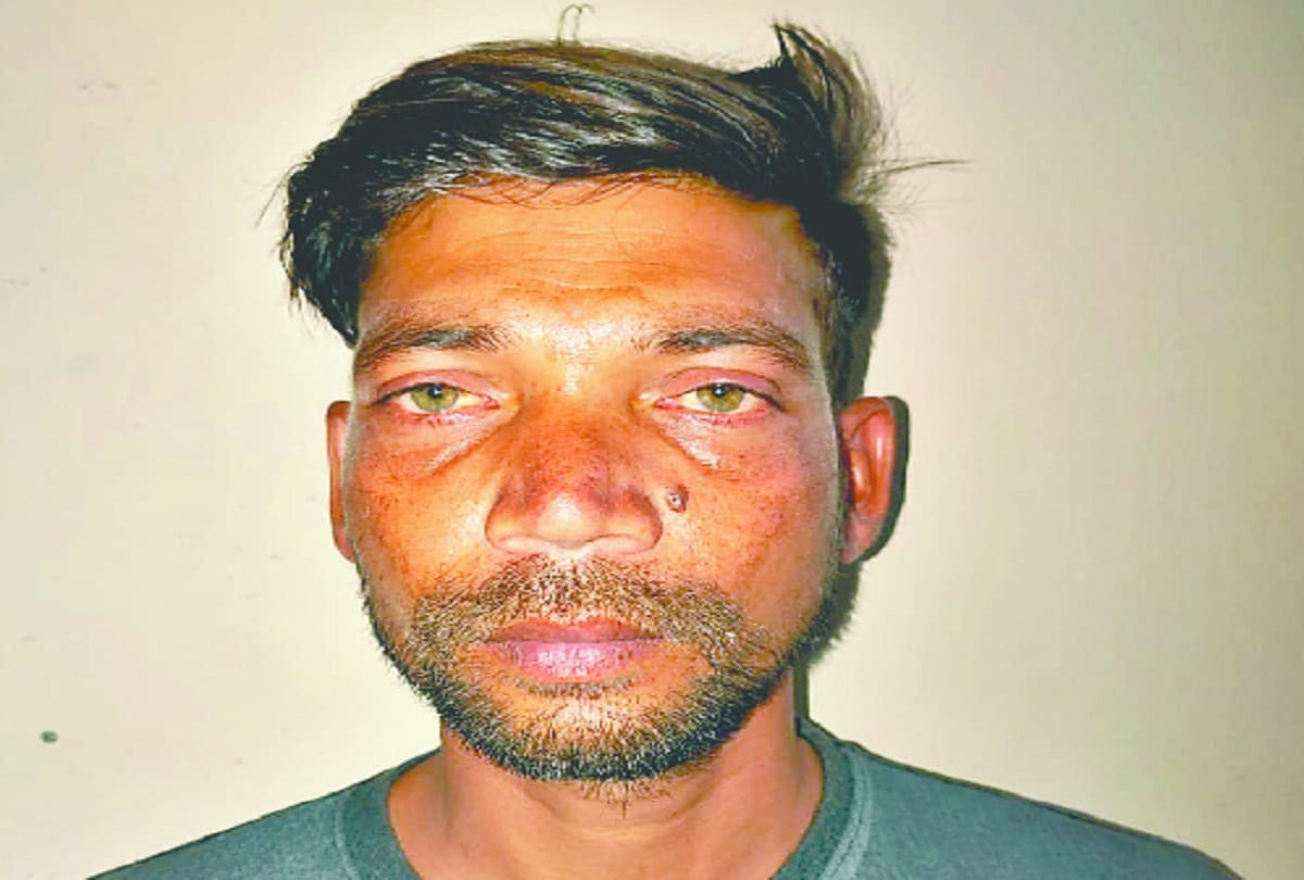   Delhi News : Illegal arms smuggler arrested with 10 pistols