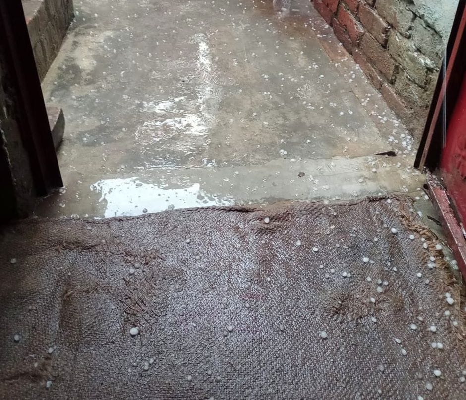 Bundabandi in the city, hail lying in Mallavan-Madhouganj