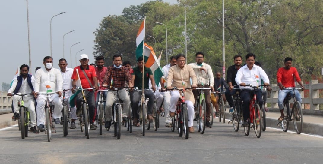 Cycle rally started on Amrit Mahotsav