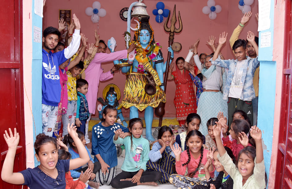 Crowds of devotees gathered for the second day in Barsi fair