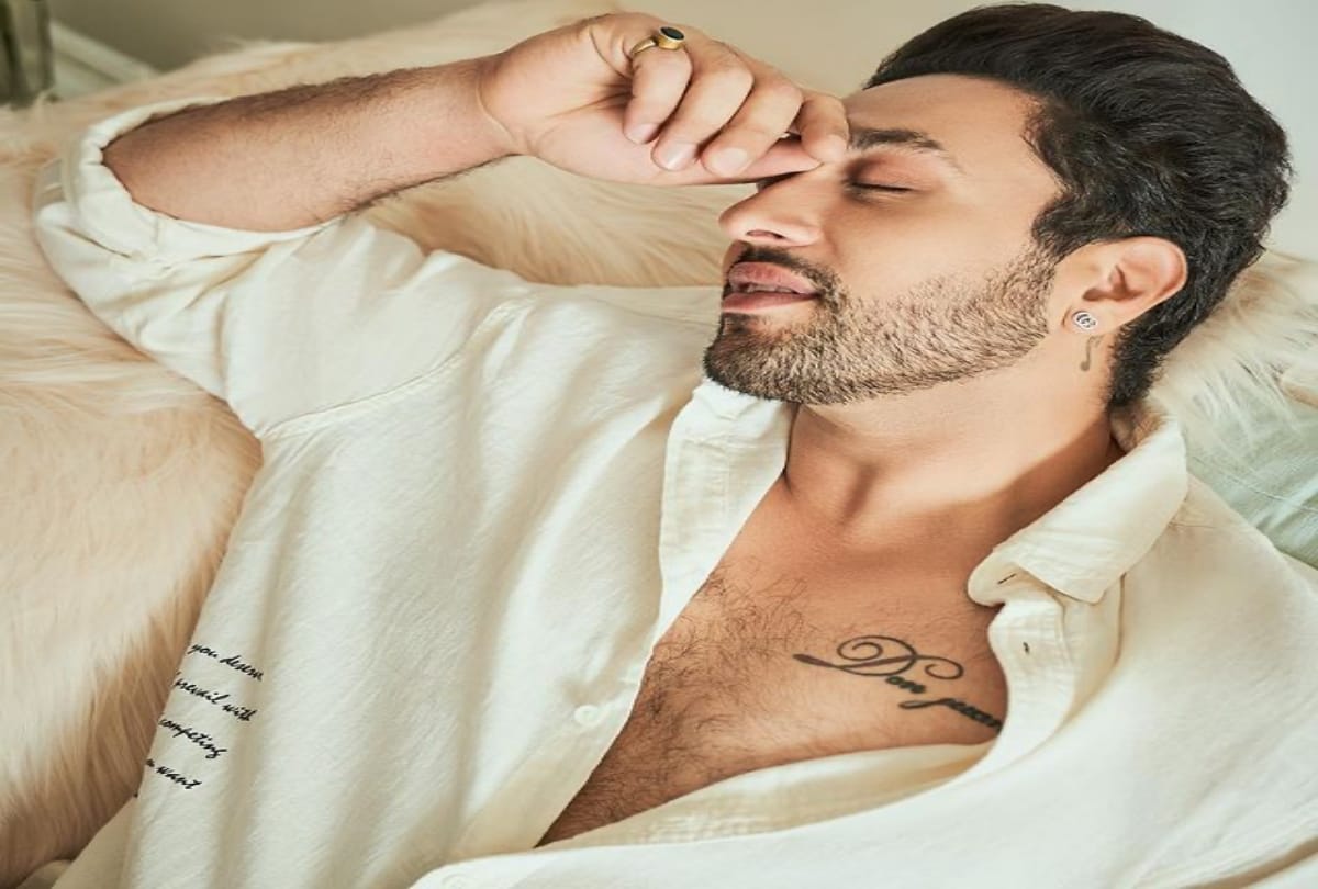 shekhar suman son adhyayan suman reaction on break up with girlfriend maera mishra