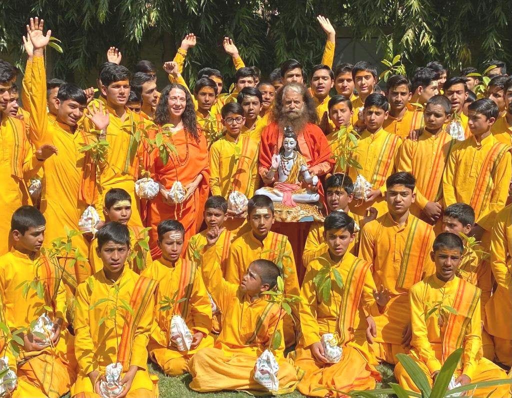 Shiva Barat taken out with drums in Parmarth Niketan