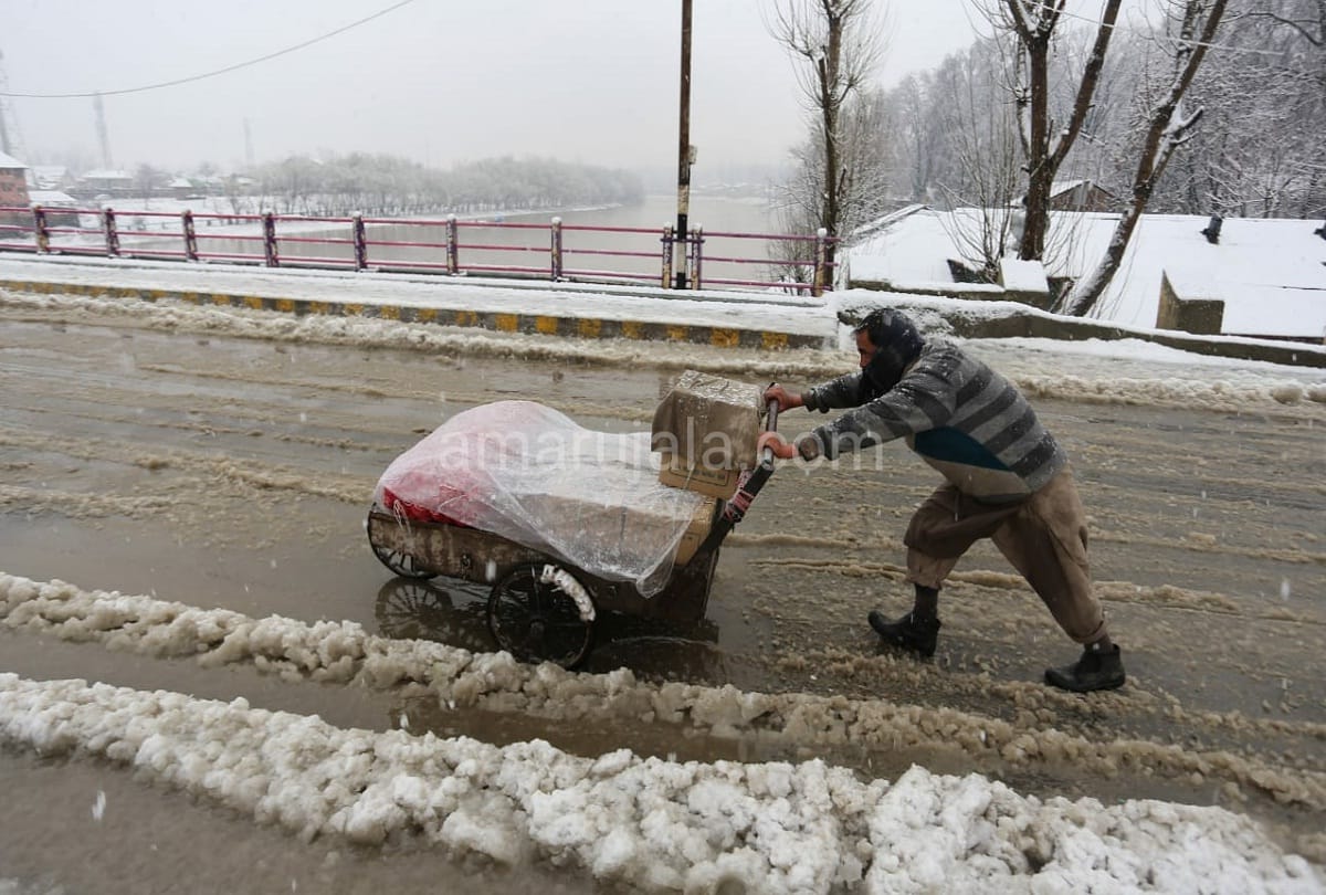 non stop rain has drenched the valley snowfall started tourist happy see pictures