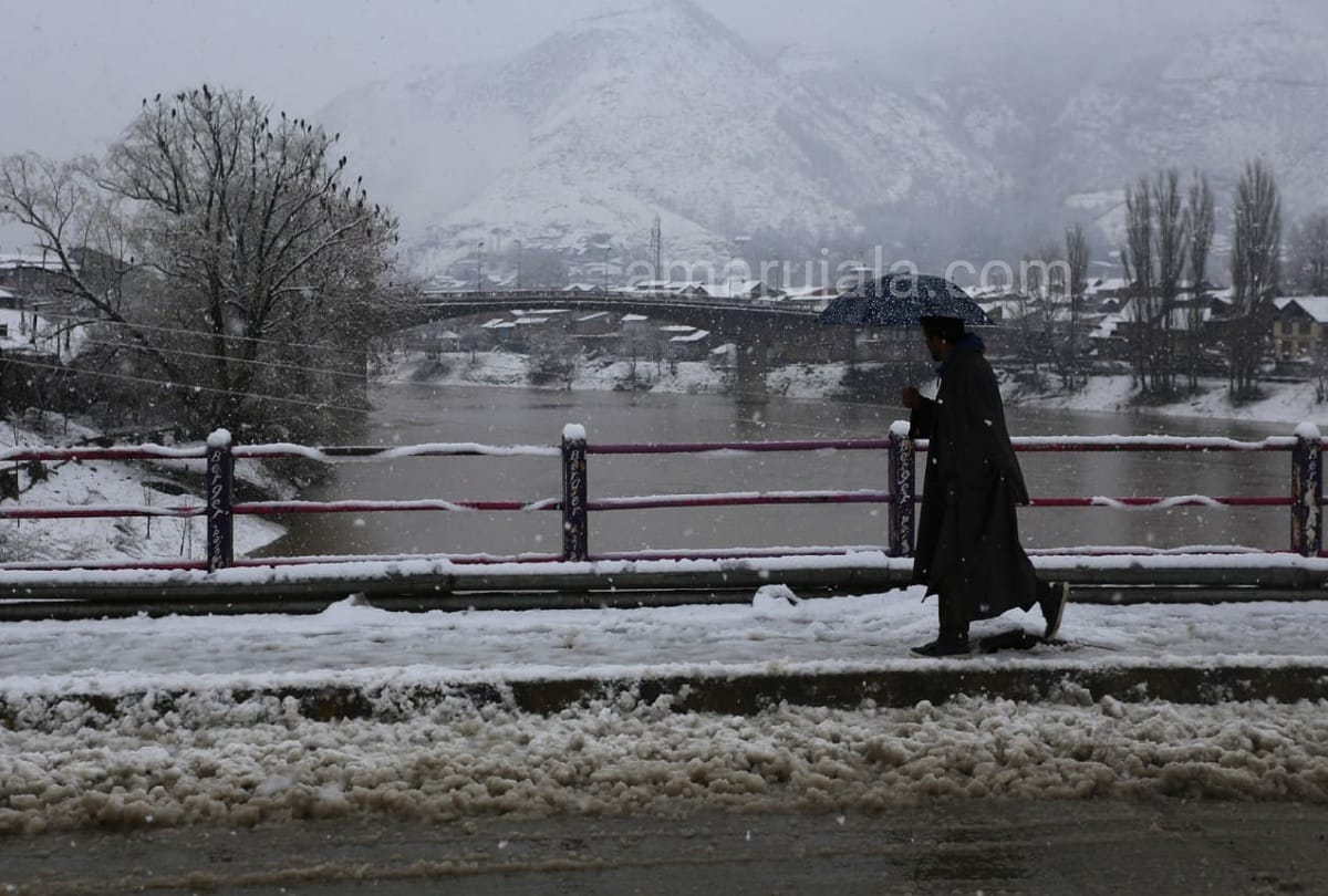 non stop rain has drenched the valley snowfall started tourist happy see pictures