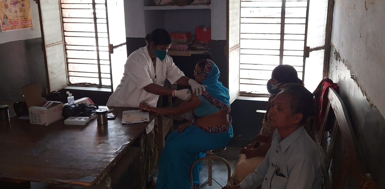 PHC Umapur's electricity connection disconnected, vaccination problem