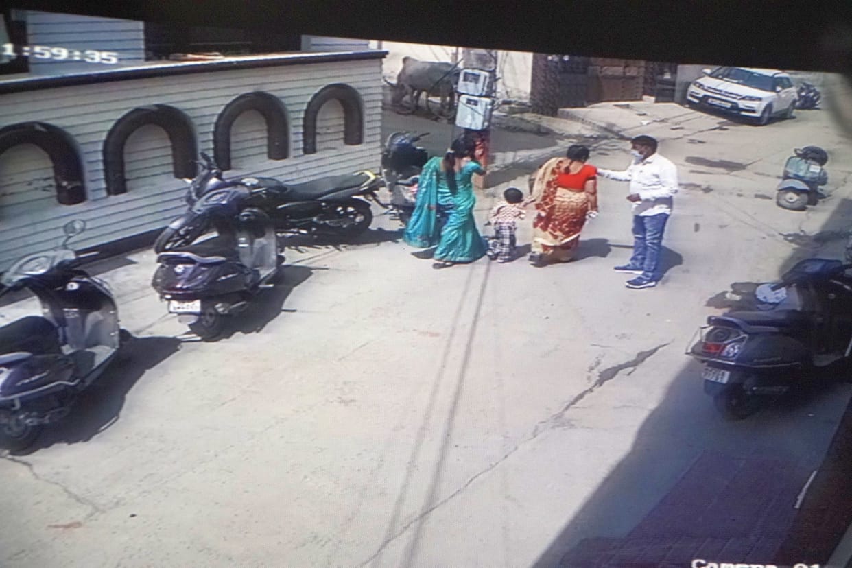 chain snaching in Bhamashah nagar  Hisar