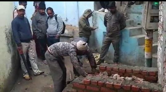 Broke the ladder being built on the government road, removed the encroachment