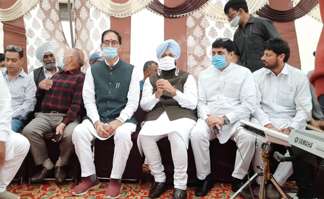 'Strict action should be taken against the culprits of Ayushman scam', Pathankot