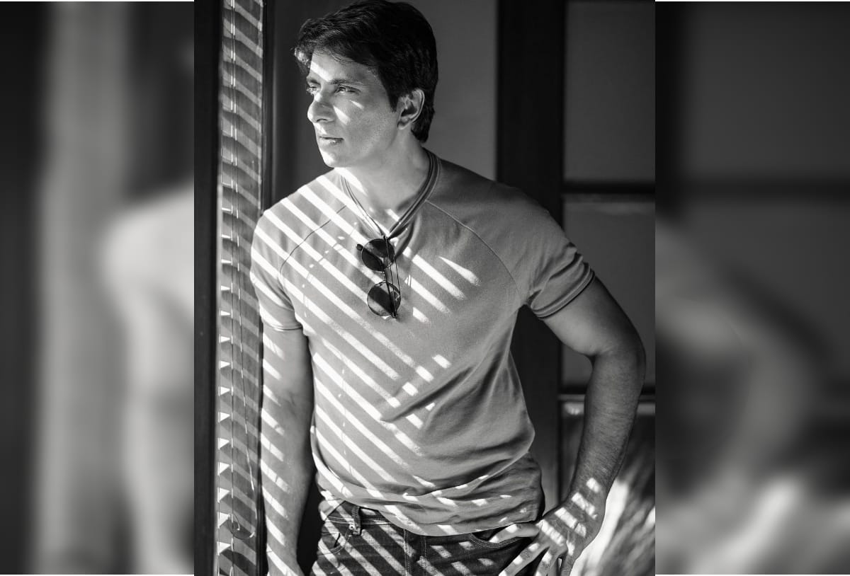 Ladenge Corona Se: Sonu Sood Apppeals from Celebrities to come forward for the help to the needies