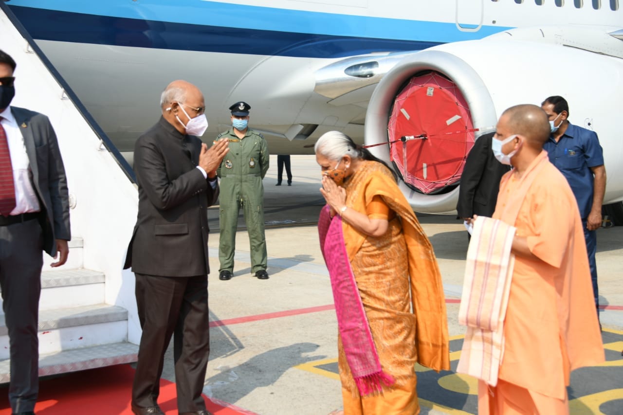 President's visit to Varanasi: Laxity seen at Babatpur Airport during arrival