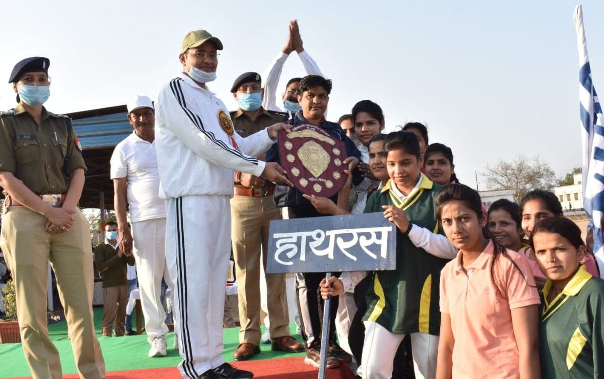 Hathras: Agra in the men's category and Hathras in women's category was the first team