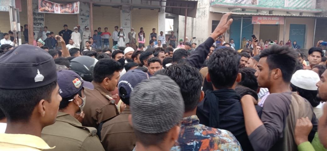 Dumper Kills Teenager