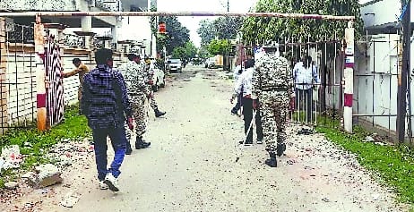 Closed gate of Rampur Bagh Colony opened after ten days