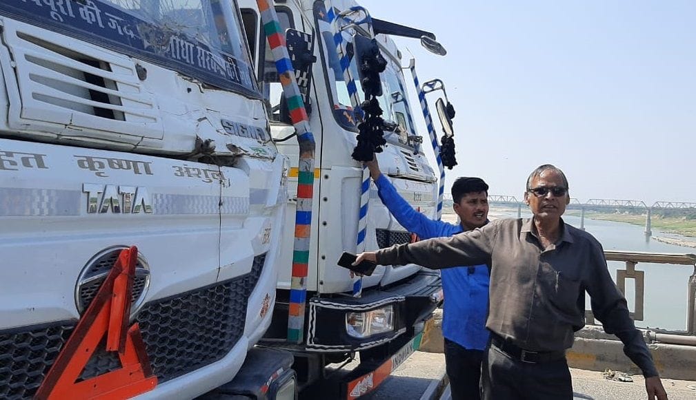 Repair of Chambal bridge completed, heavy vehicles will run from today
