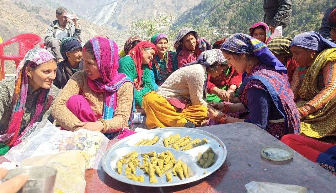 Training given to make incense, incense sticksPipalkoti.