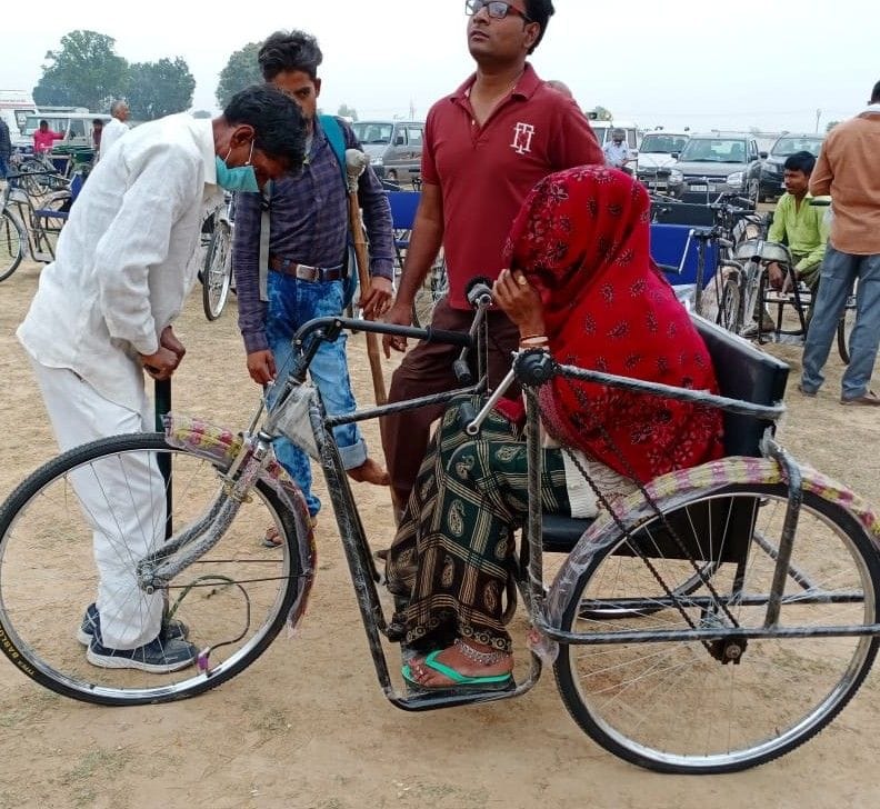 Hathras: There was no wind in the wheels of TRAI bicycles, beneficiary upset