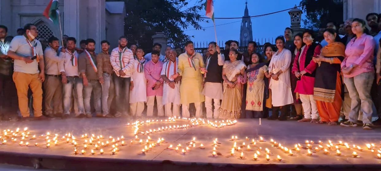 Tribute to the martyrs