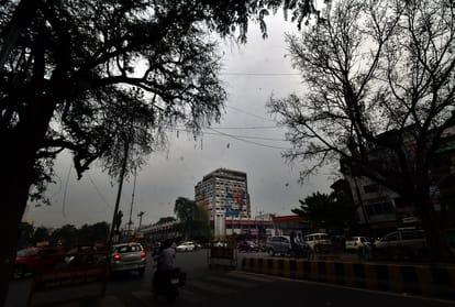 Cold winds change weather in prayagraj, mercury slips six to five degrees