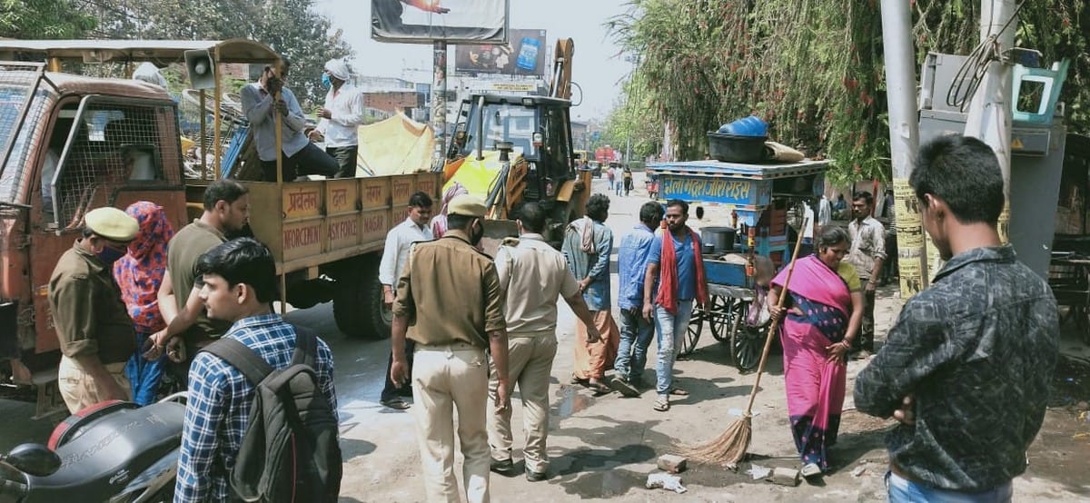before president ramnath kovind arrival removing encroachment campaign in varanasi
