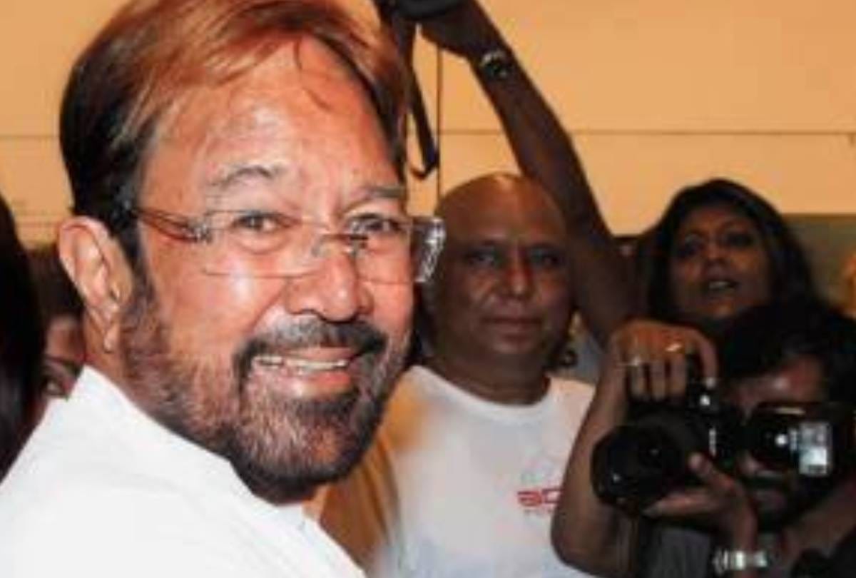 rajesh khanna movie anand lifestyle car collection and film fee