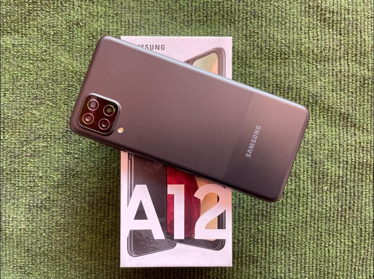 Samsung Galaxy A12 Quick Review: कितना दम है सैमसंग के इस मिडरेंज स्मार्टफोन में? Samsung Galaxy A12 Quick Review Price in India specification camera and more