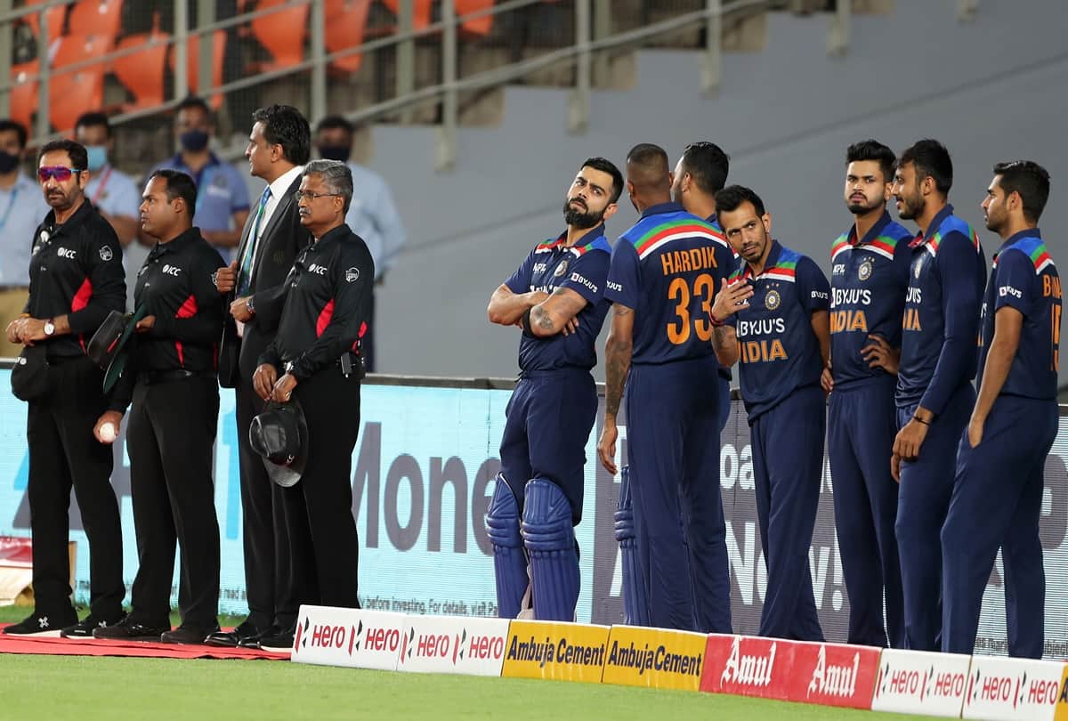 Virat Kohli led Indian cricket team arrived at Pune India to face england on 23 march in 1st ODI