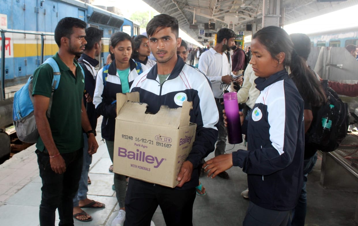 uttarakhand news: shatabdi express train coach caught fire player siting on that coach wins medal