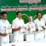 पनीरसेल्वम और पलानीस्वामी (फाइल फोटो)।
