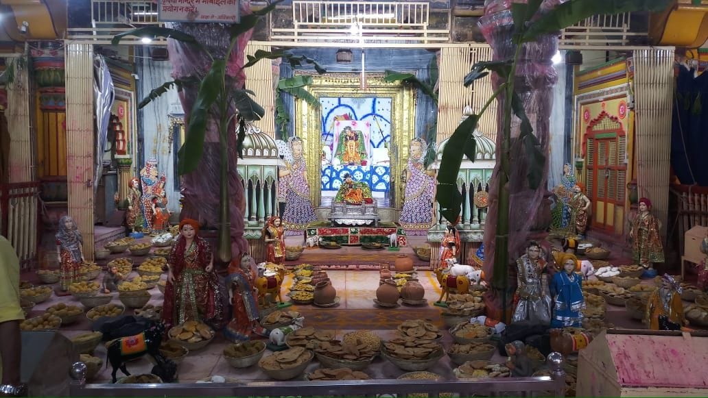 Mathura: Visions of Chhaka Leela Manorath in Thakur Dwarkadhish Temple